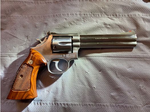 Smith & Wesson 686-6 .357