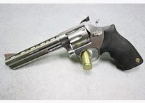 Taurus 689