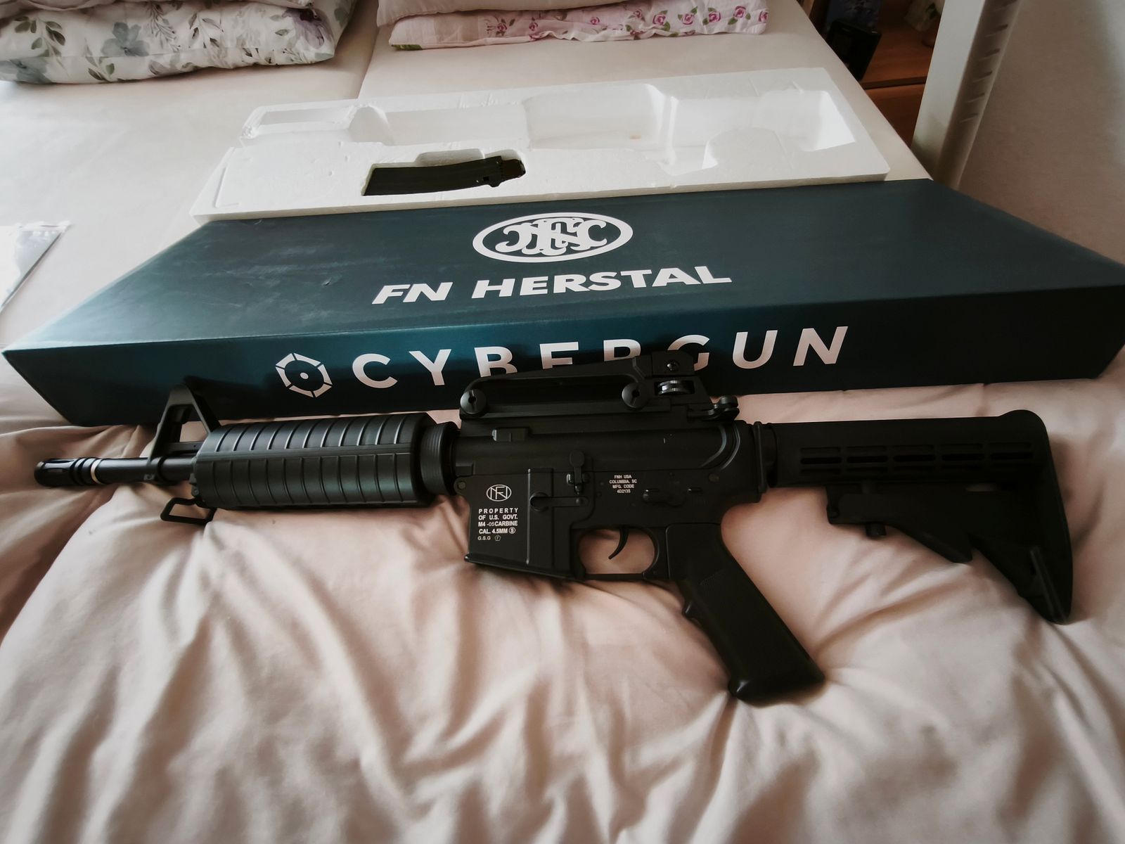 Cybergun M4 A5 Cabine, fucile d'assalto CO2