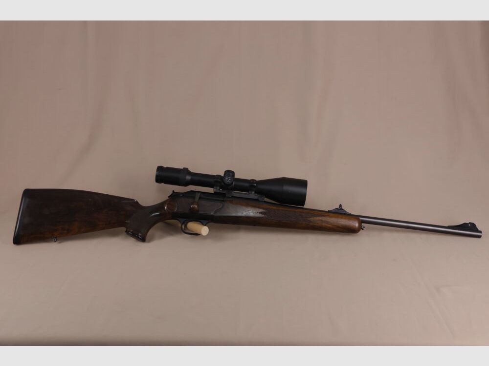 Blaser R93 Luxus // bel. Zeiss-Zielfernrohr // Holzkugel
