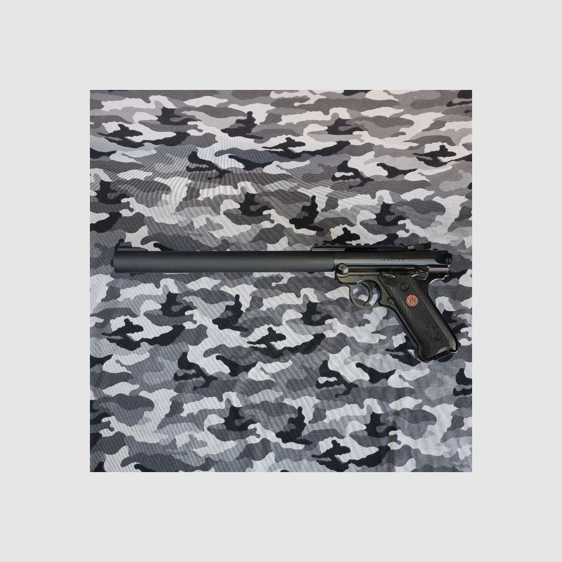 Pistole Ruger Mod. Mark IV Tactical .22 LR mit integriertem Schalldämpfer, Bild 1 von 10