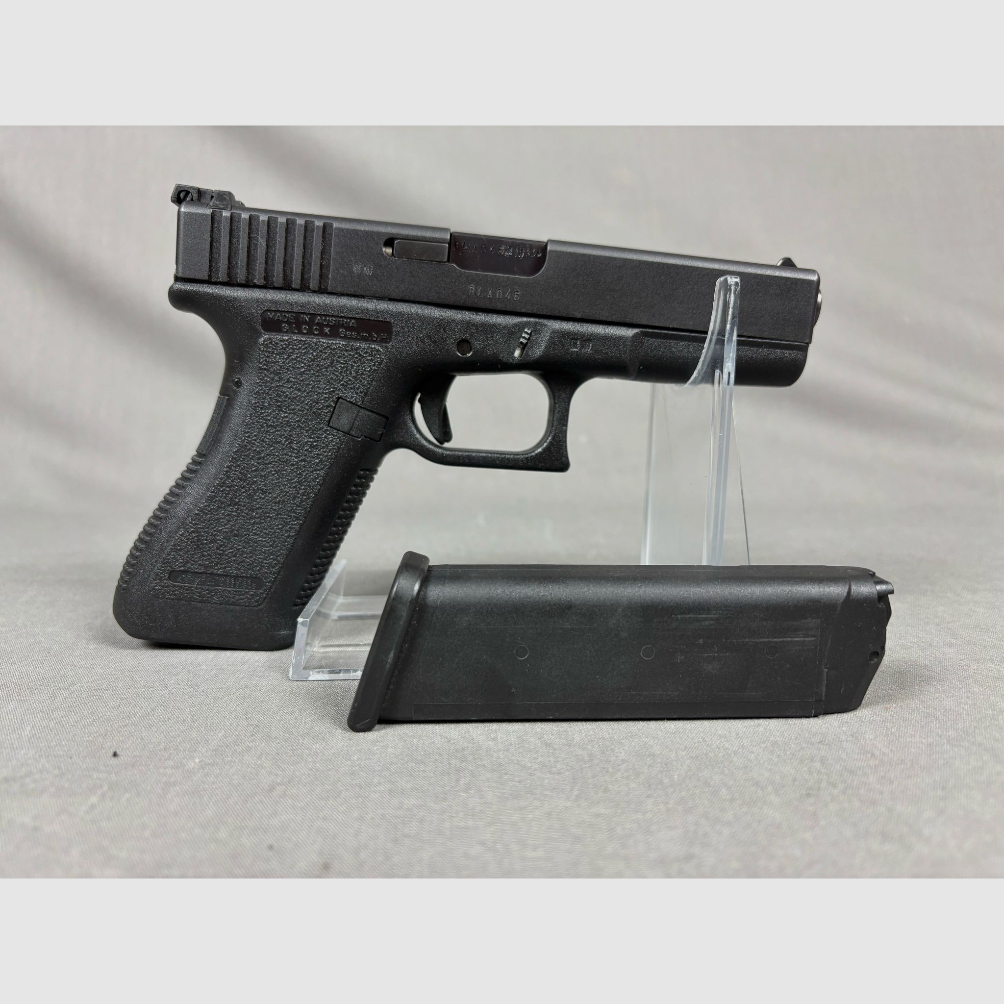 Glock 17 Gen. 2 9mm Luger