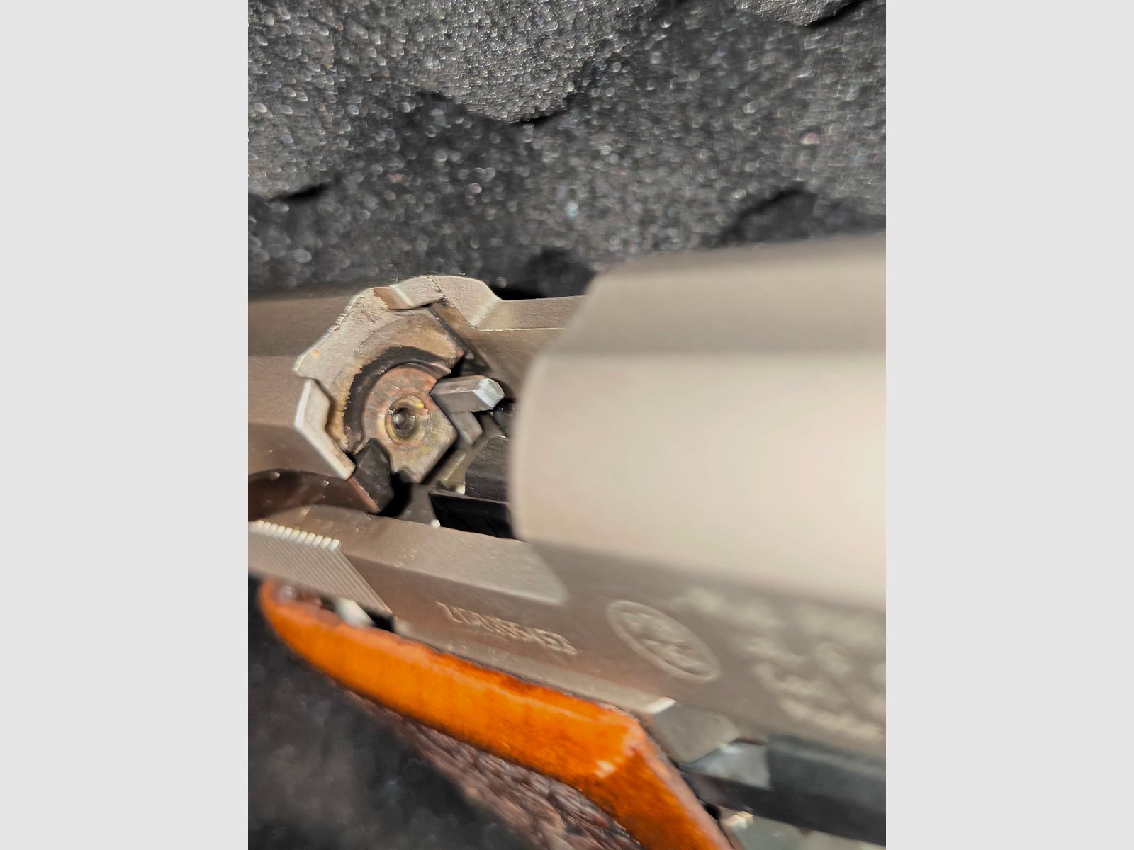 ⚠️ Achtung Sammlungs Auflösung!! ⚠️ Achtung Sammler von Walther Waffen, Walther P88 Compact Nickel mit Holz Griffschalen & Verzierungen in den Holz, Kaliber 9mmPAK, PTB 764, Nur einmal zur Probe ein Magazin Geschossen, Optisch sowie Funktionell in einem Tadellosen top Zustand, Absolut Neuwertig!! 