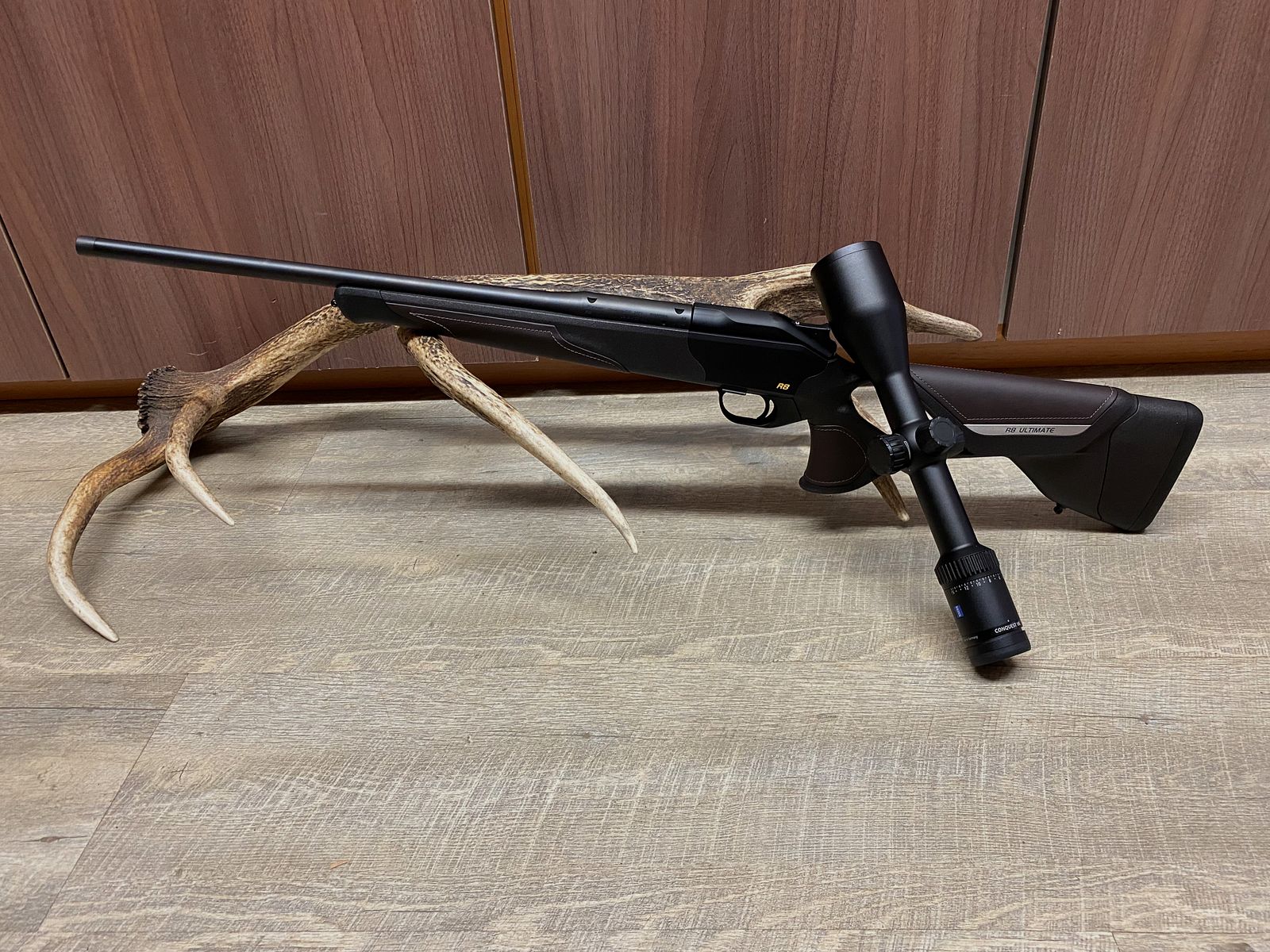 Blaser R8 Ultimate Leather, avec Zeiss Conquest V6 2,5-15x56 M
