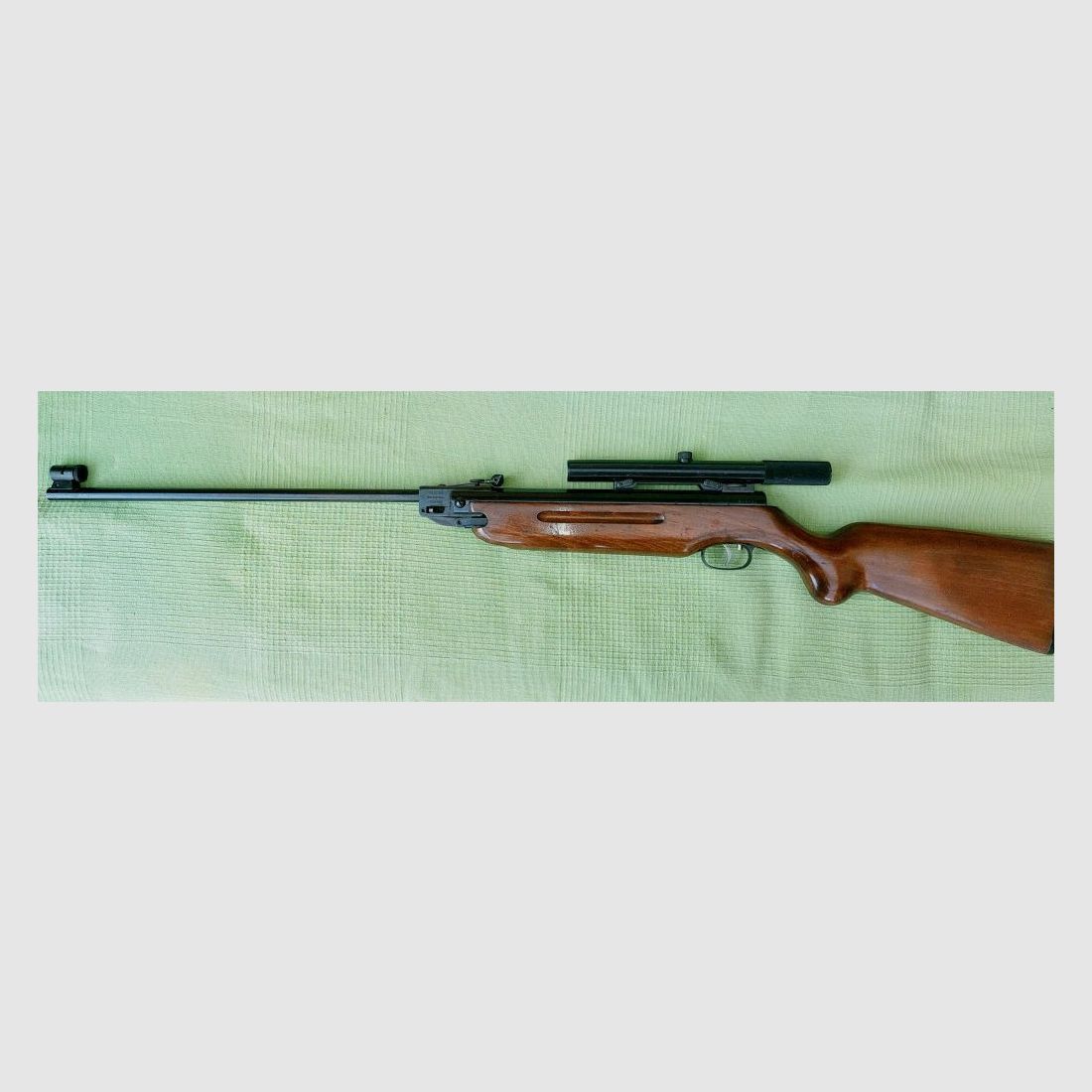 Luftdruckgewehr Weihrauch HW35 mit Zielfernrohr