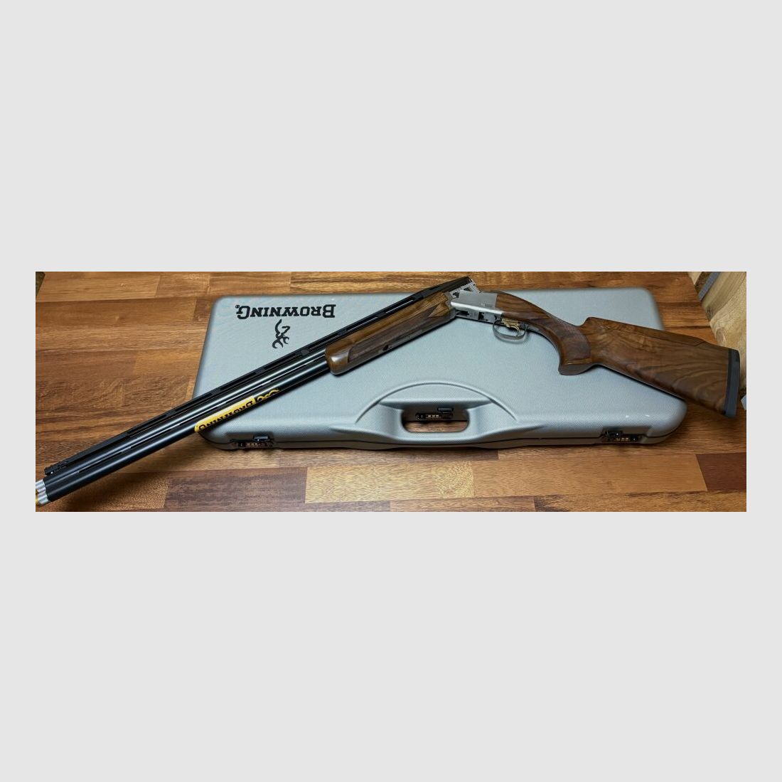 Browning B725 ProMaster regulowany 81 cm długości lufy 12/70