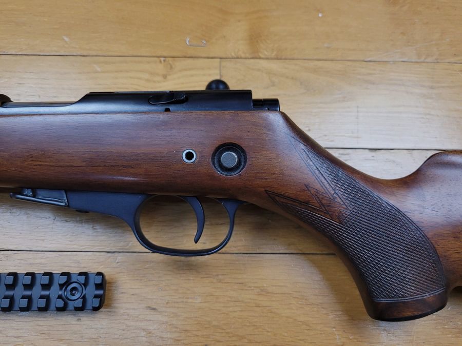 Wspaniała karabina strzelecka Walther KKJ – Kal. 22LR – ręczne ładowanie – magazynek na 5 nabojów – gwintowana lufa – wysoka precyzja – stan niemal nowy – TBE ++, zdjęcie 7 z 24
