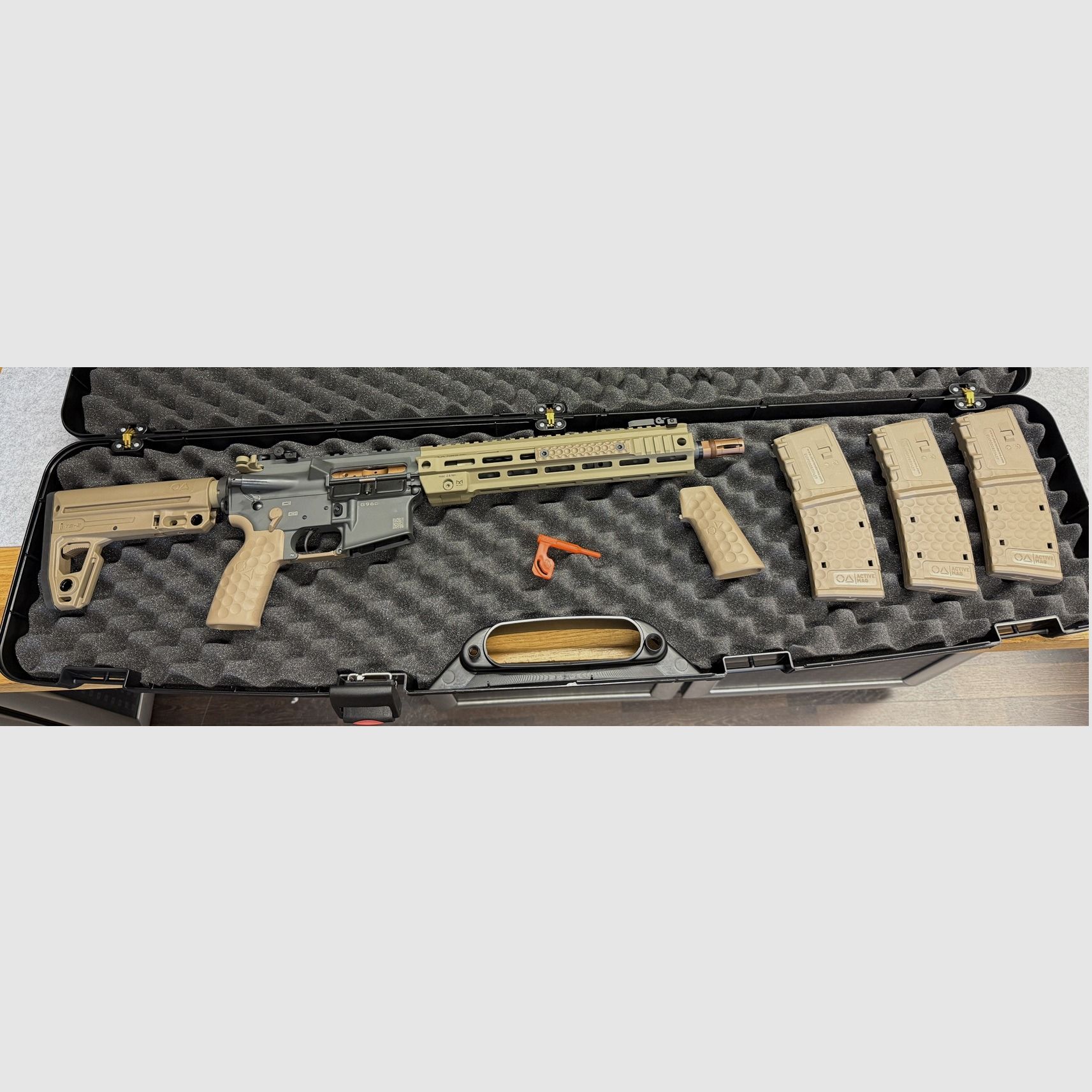 Oberland Arms OA-15 G96c Kaliber .223 Remington Luger 12,5" lufa