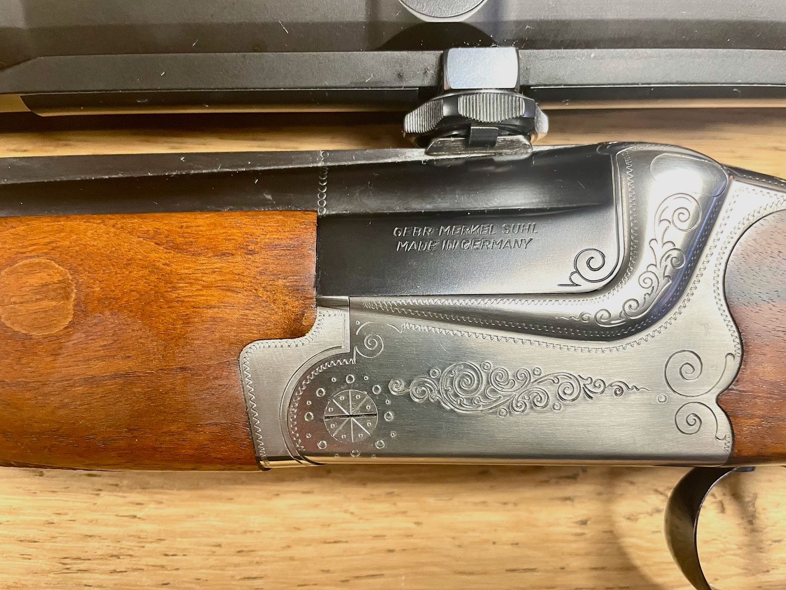 Bockdoppelbüchse Gebr. Merkel Suhl - Calibre : 9,3x74R incluant ZF Zeiss Diavari ZM 2,5-10x48