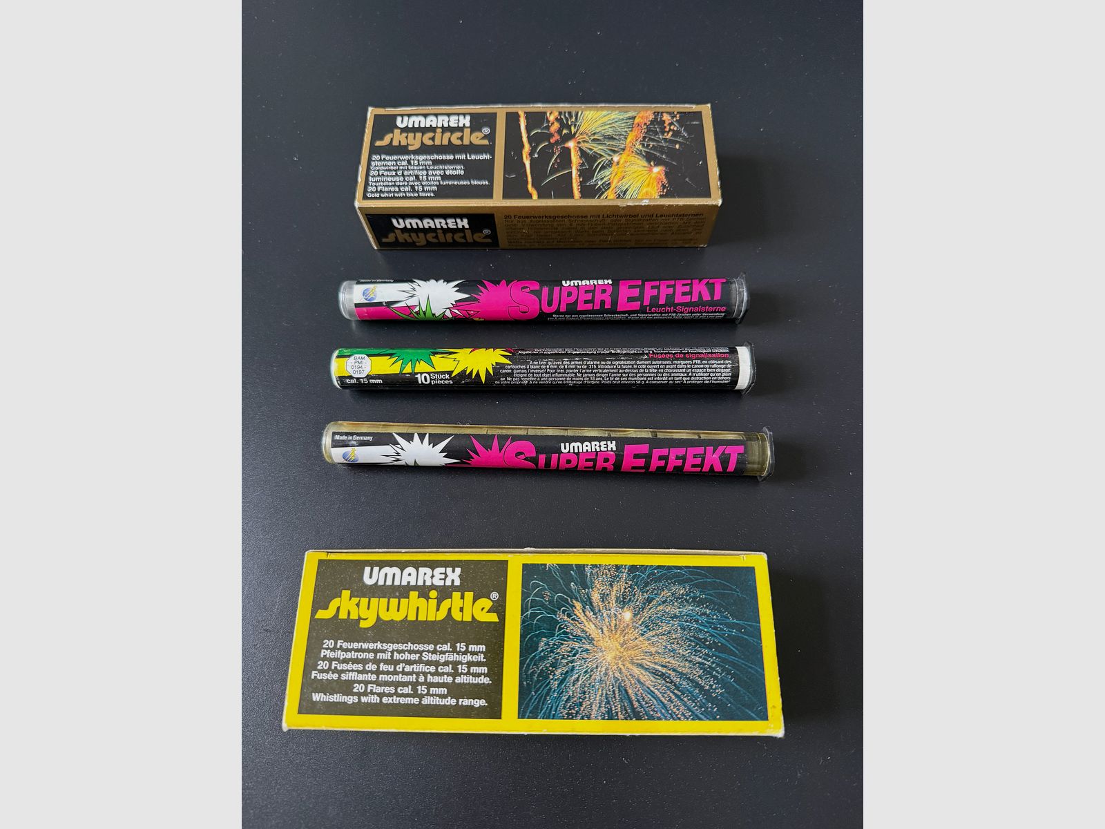 UMAREX - 63-piece firework set for launch from a launch cup in various designs