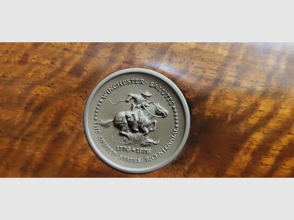 Winchester 1874 Modèle Anniversaire 1776-1976