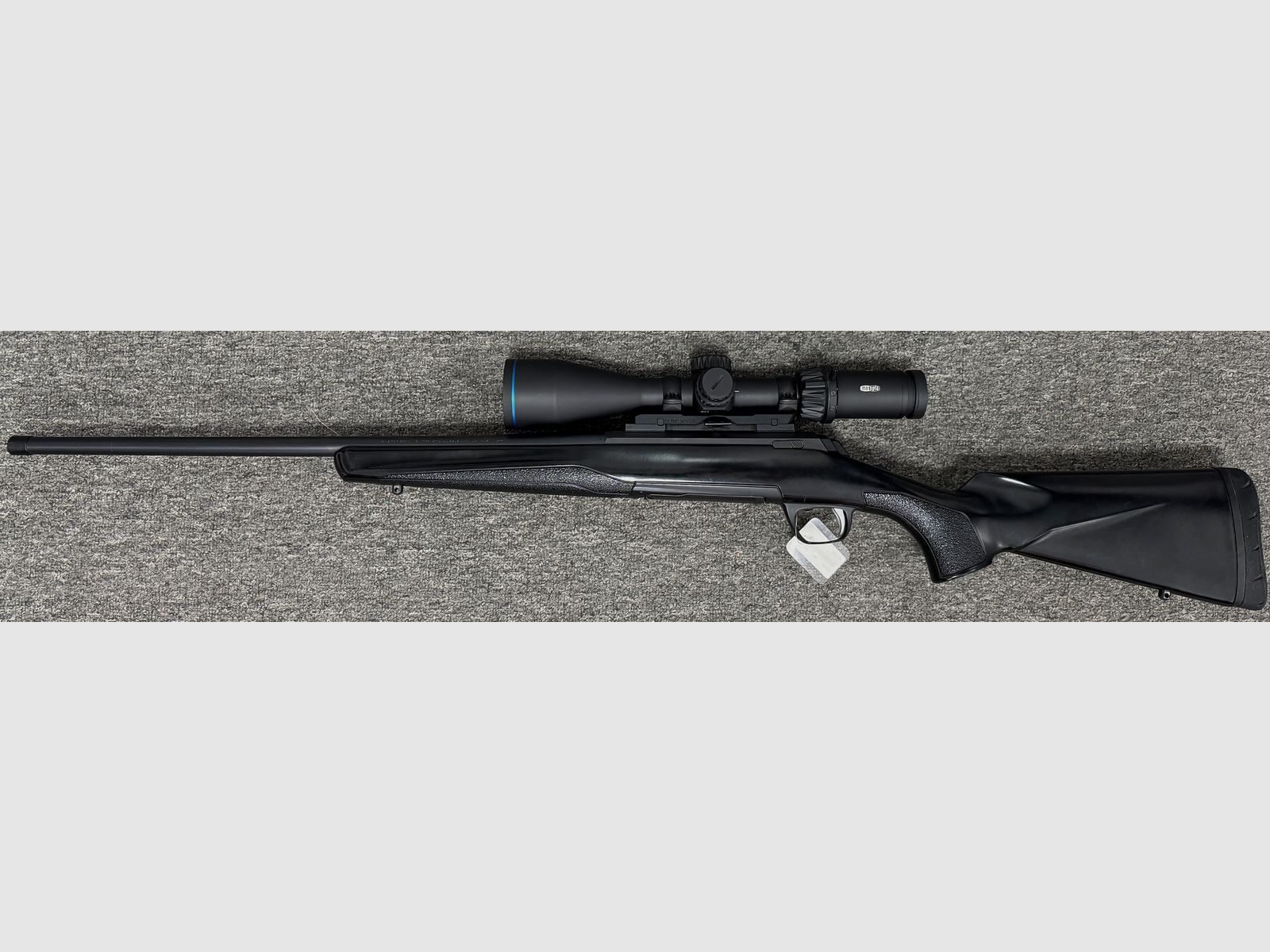 Browning X-Bolt .30-06 avec filetage de bouche, lunette de tir