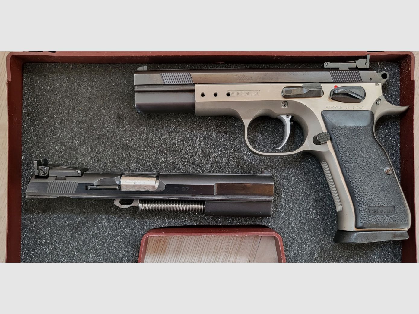 Tanfoglio Ultra Match in calibro 45 ACP con sistema di cambio 9x19 5 pollici