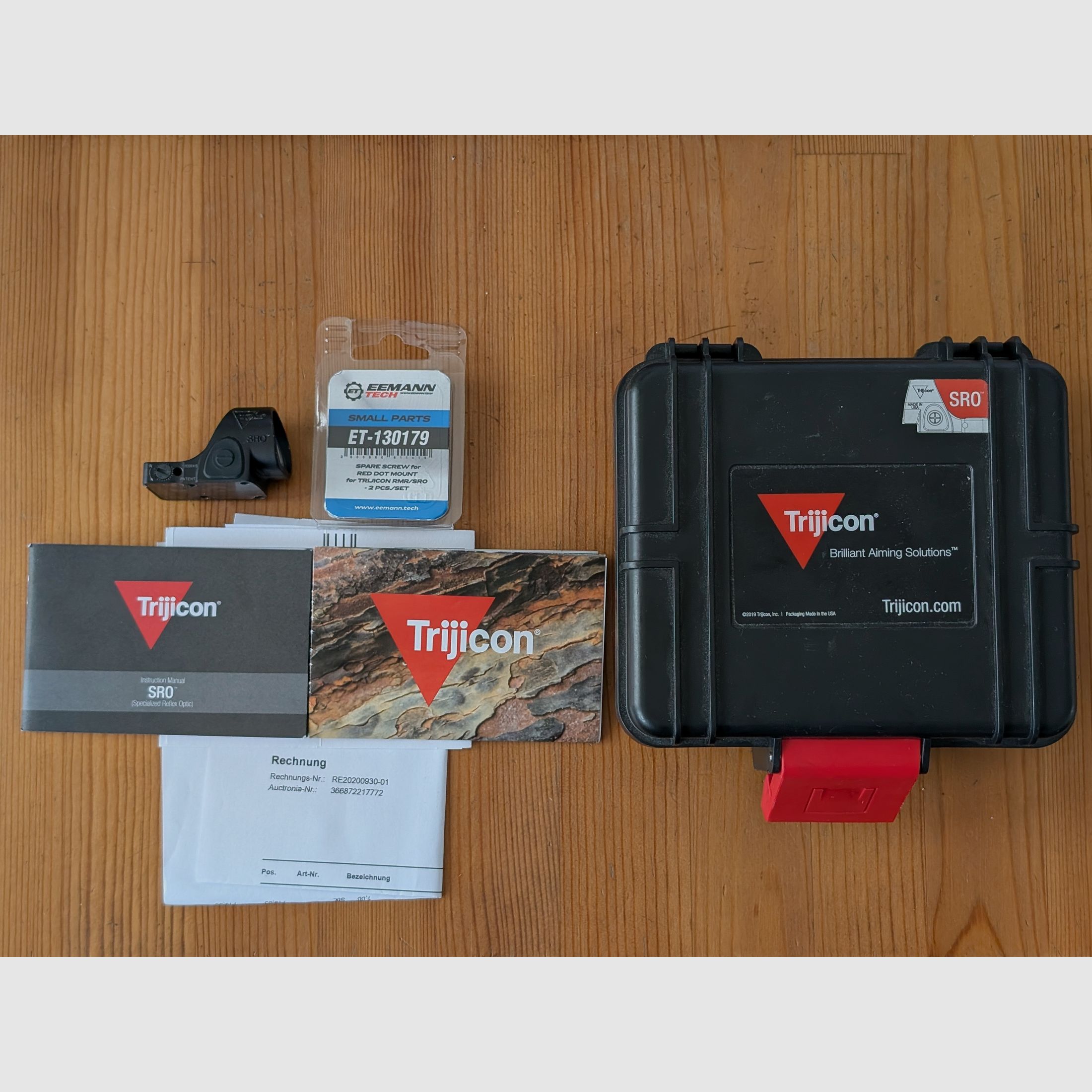 Original Trijicon SRO 2.5 MOA Mini Red Dot