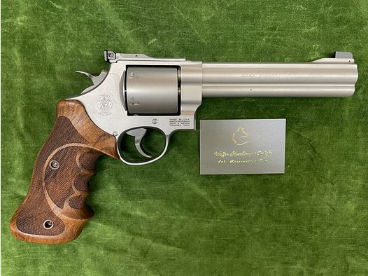 Smith & Wesson Mod. 629 Classic Champion