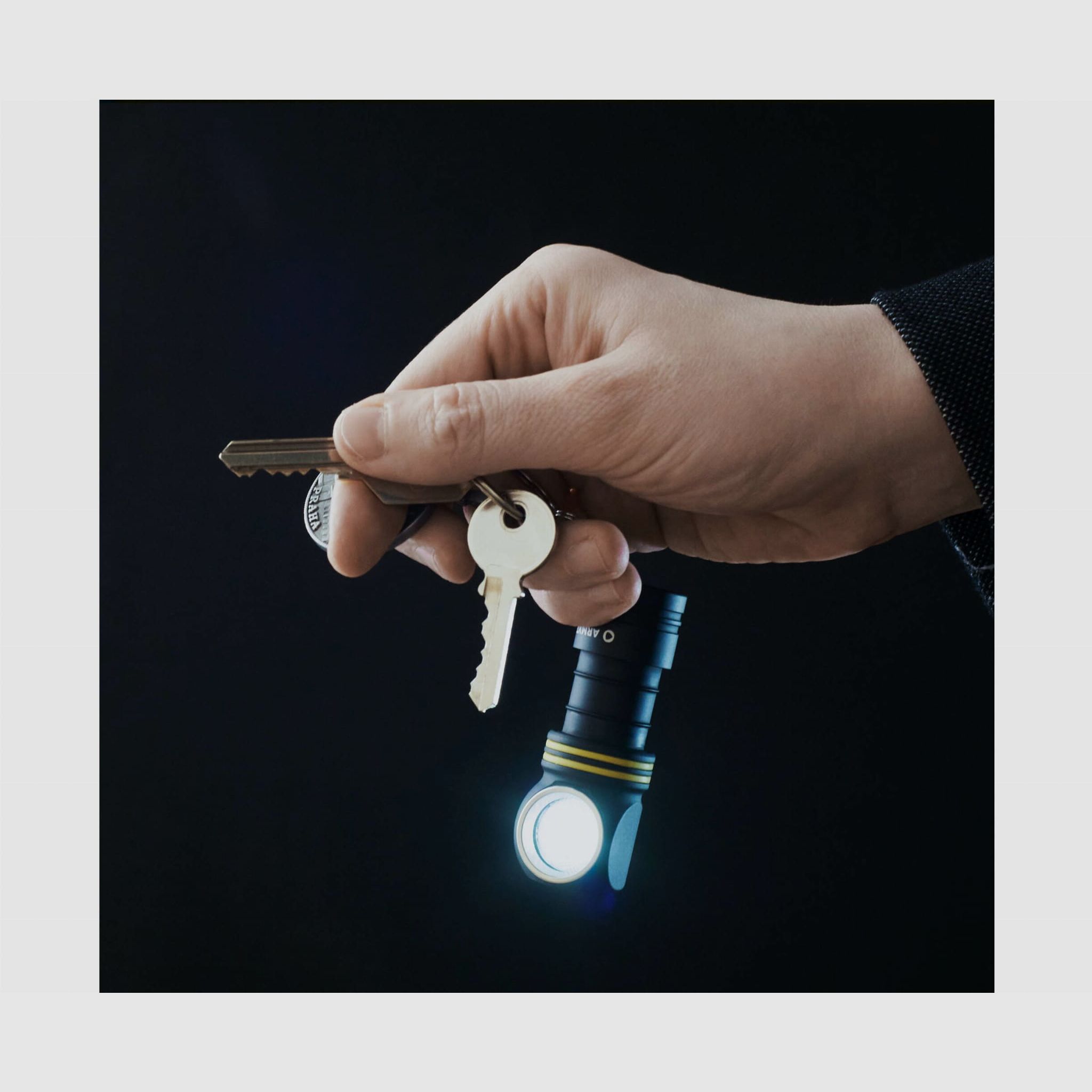 Linterna Armytek Elf C1 USB-C, imagen 12 de 12