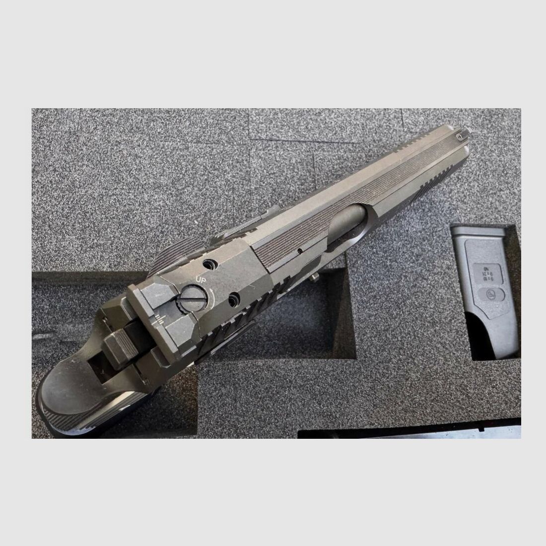 CZ Uhersky Brod CZ 75 TS 2 SILVER 9MM LUGER **Mikrometervisierung** 9mmLuger