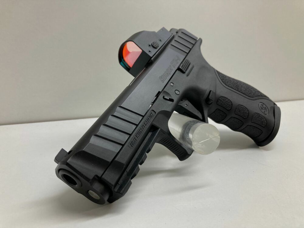 STOEGER STR-9 | Listo para ópticas incluido punto rojo - Waffen Friedrichs