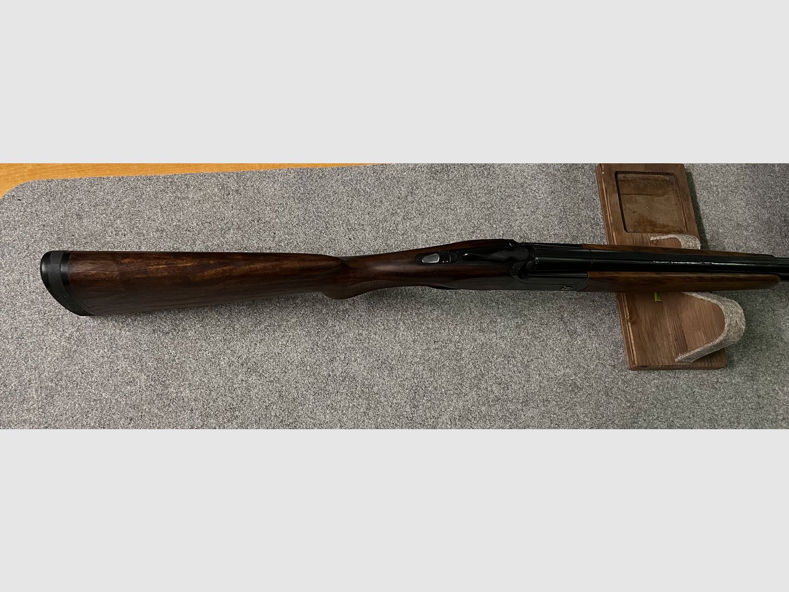 Sour Apollon double-barreled shotgun