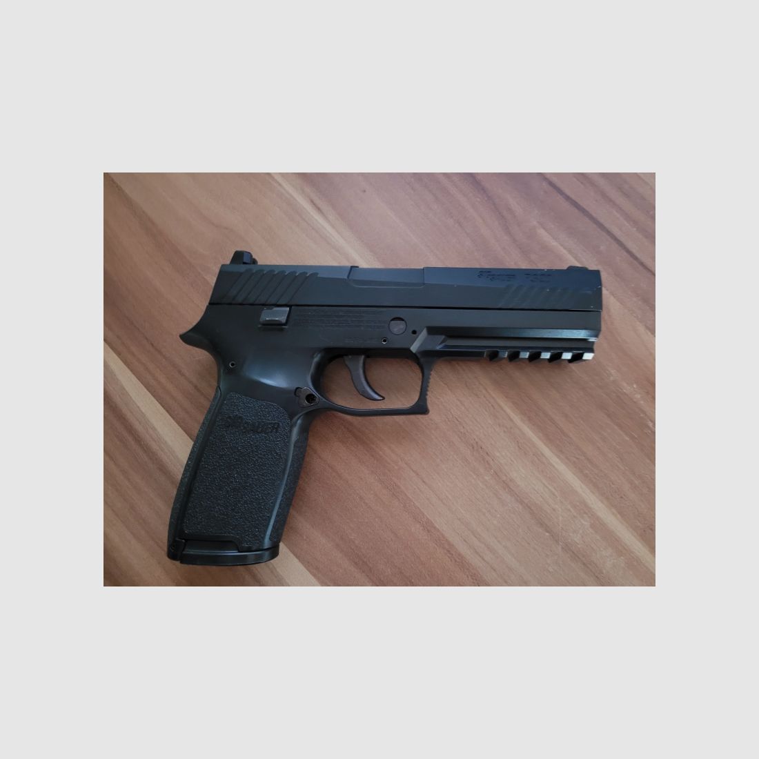 Co2 Pistole Sig Sauer P320 - 4,5mm Diabolo doer BB - Blowback