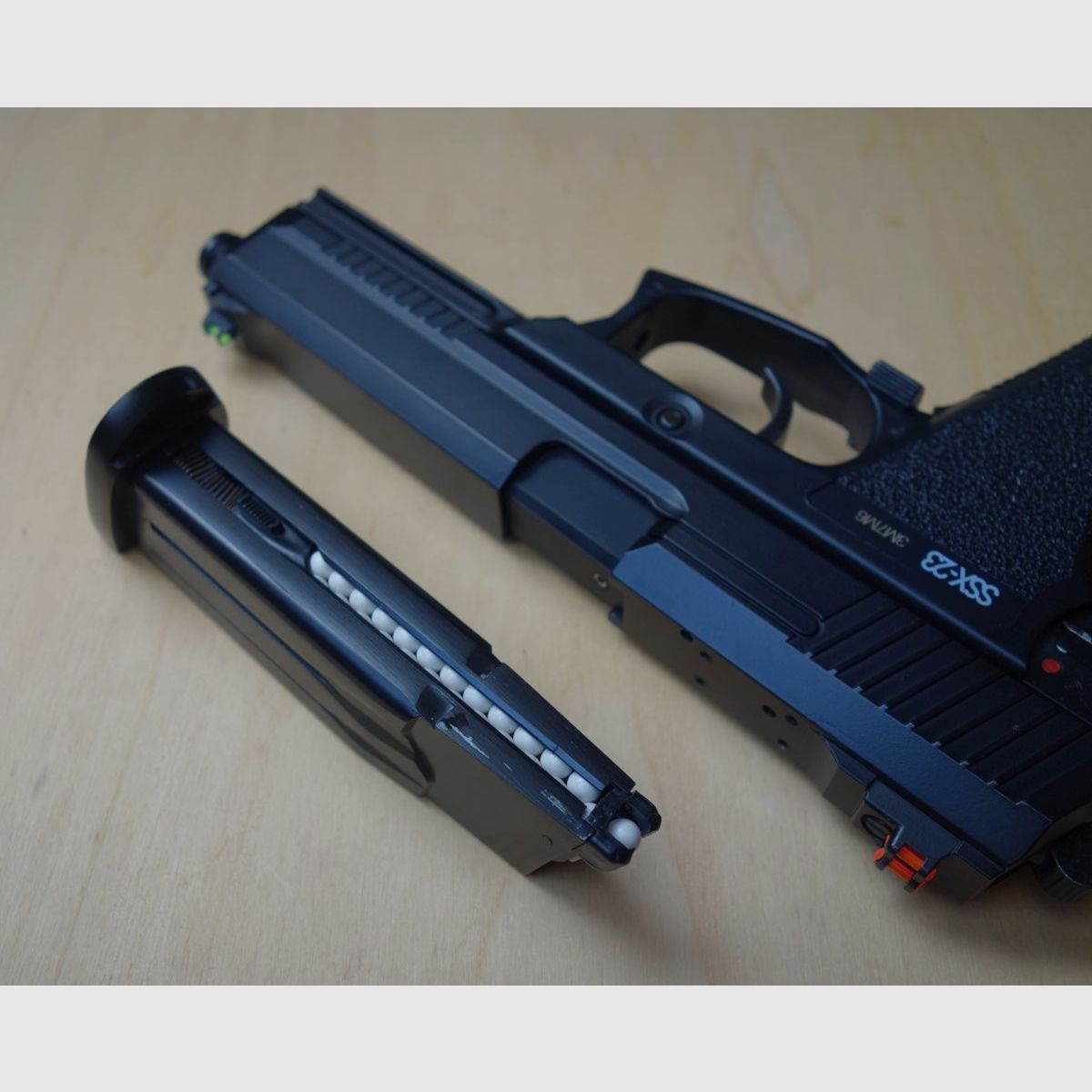 Novritsch SSX 23 Softair pistol 6mm + accessori CONDIZIONE TOP
