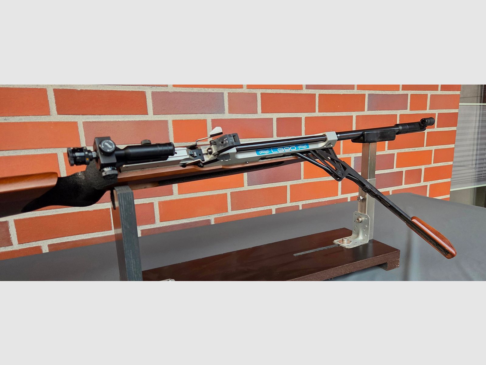 Walther LG90 Match air rifle
