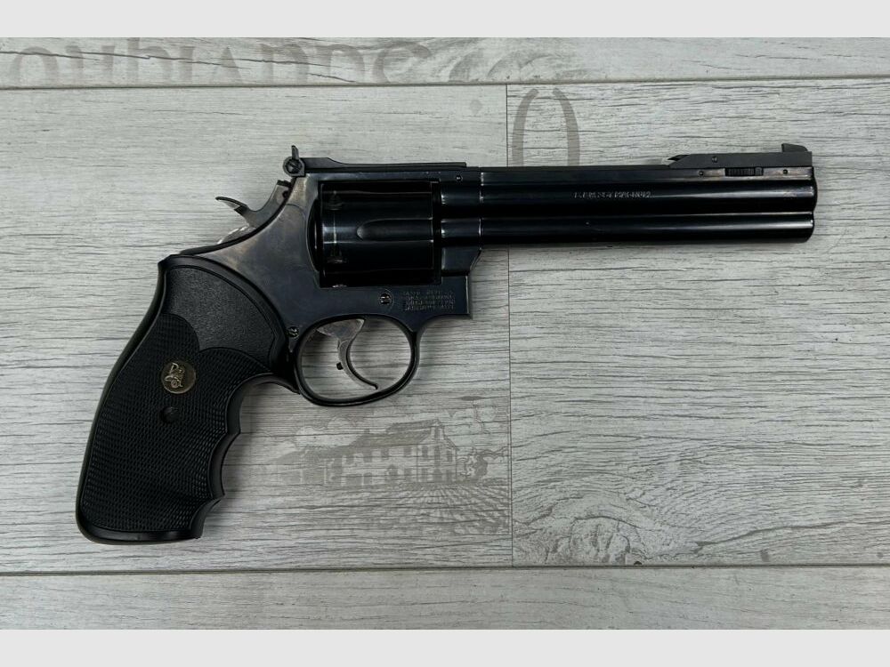 Smith & Wesson 586-1 .357Mag;.38Special