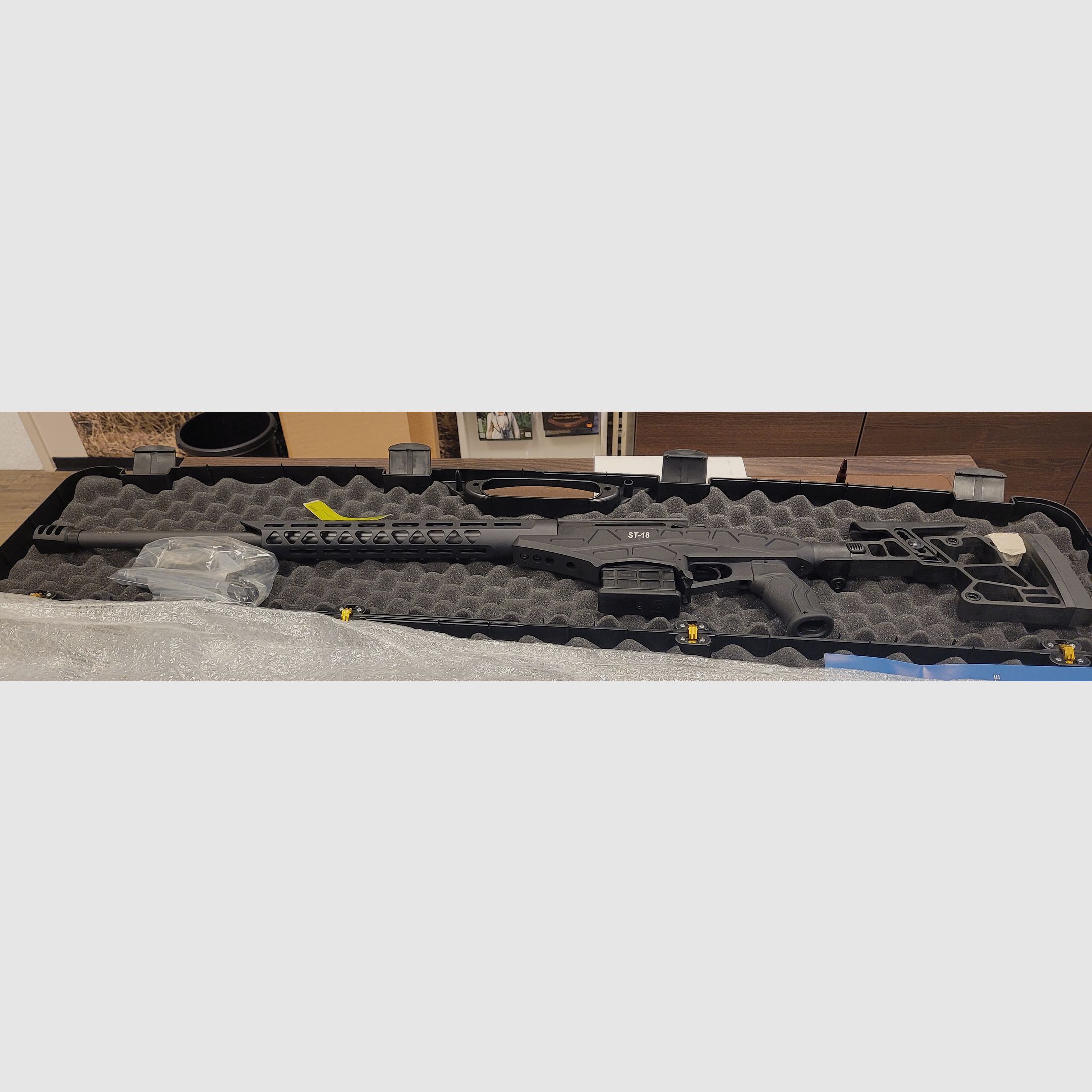 Fusil de précision longue portée Mercury Sabatti ST 18