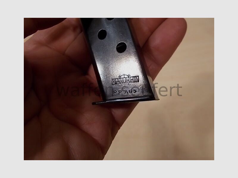 Original Pistolentasche mit PP Manurhin Magazin 7,65