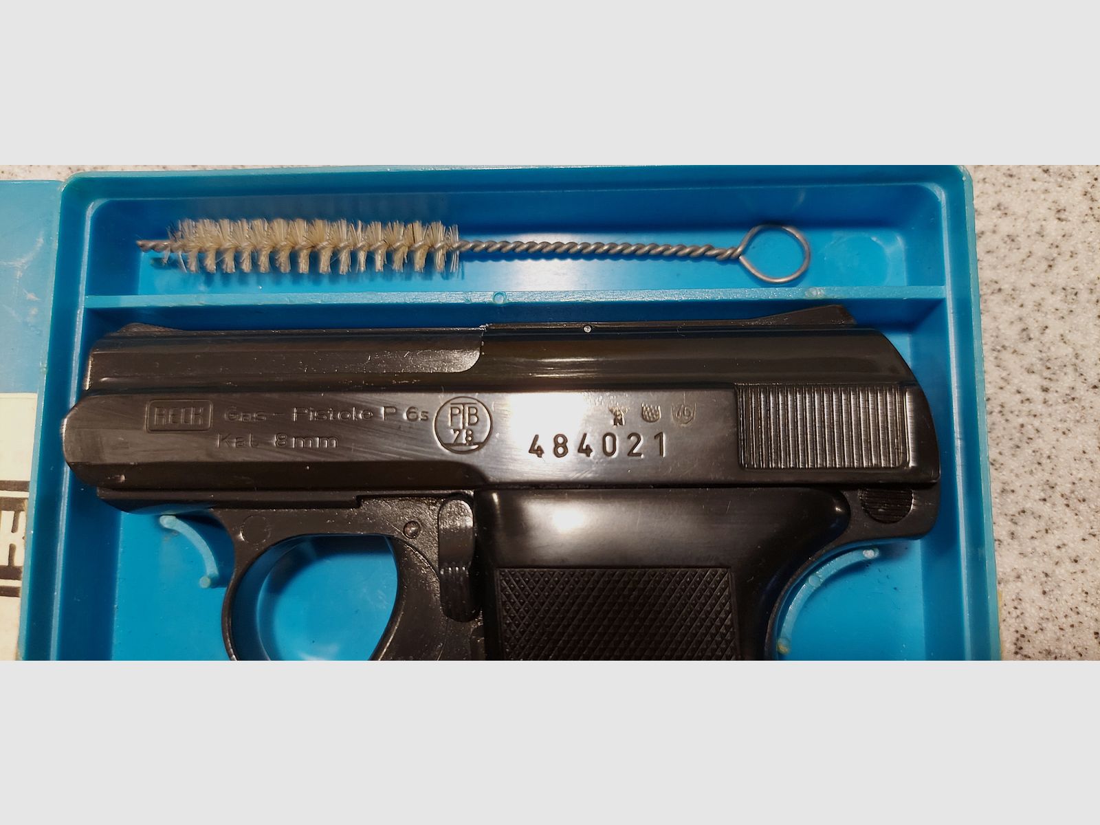 Reck Gas- Schreckschuss Pistole P6s