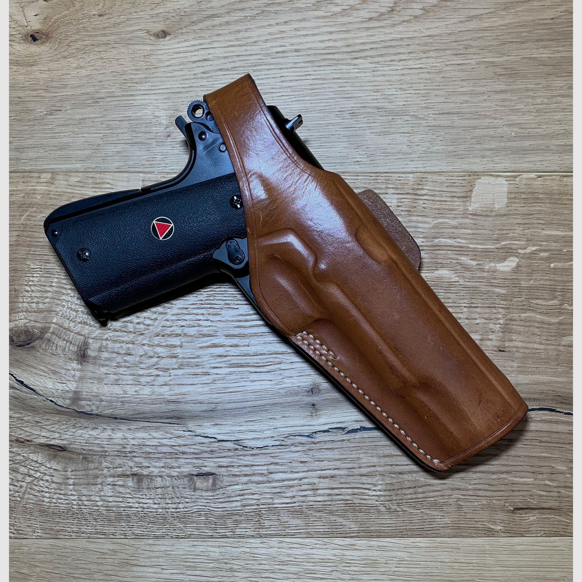 Bianchi # 19 Lederholster .45 Auto passend für Colt Mod. 1911, OHNE Pistole