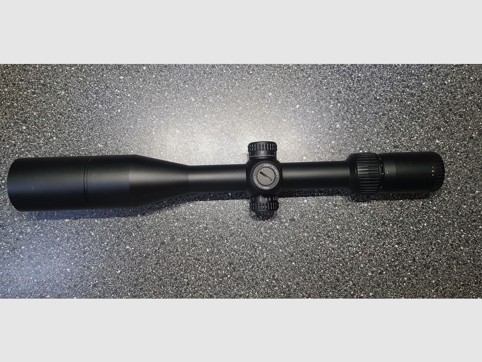 Vortex Diamondback Tactical 6–24×50 FFP EBR-2C MRAD (DBK-10029) inkl. Originalkarton & Zubehör