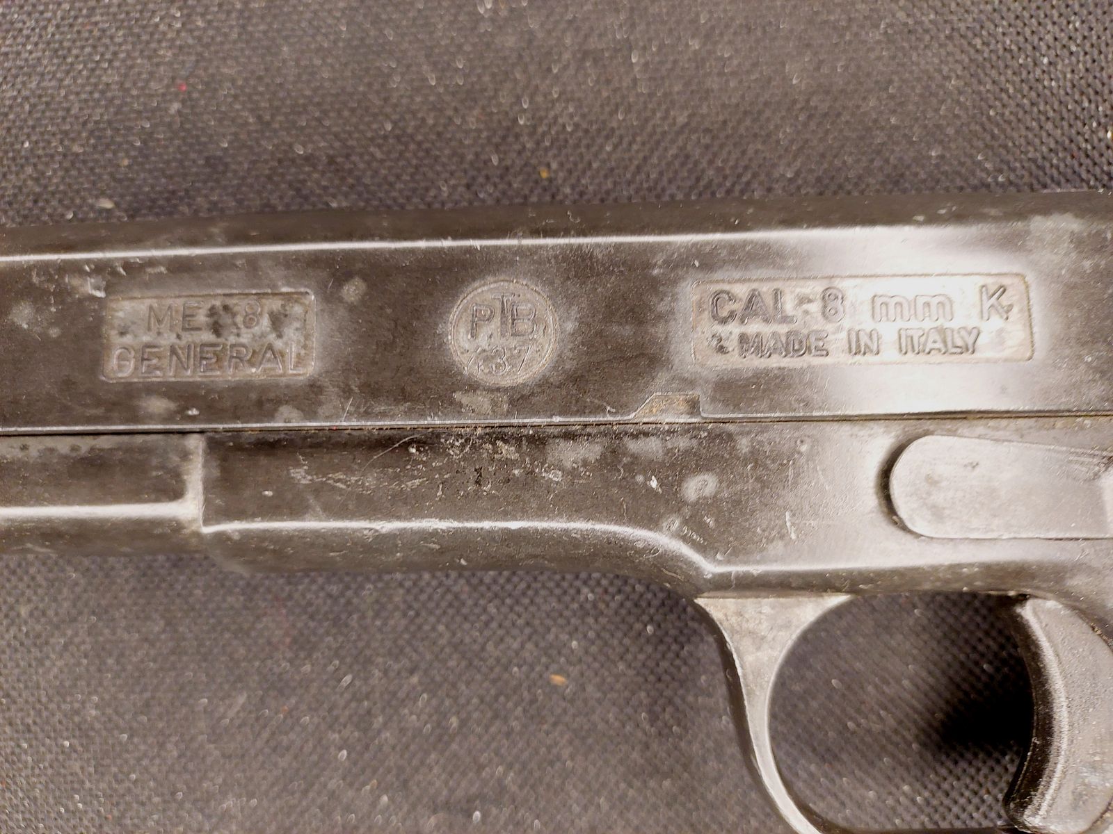 ME 8 General blank firing pistol cal. 8 mm bang (PTB 437) launch cup + 2 magazines