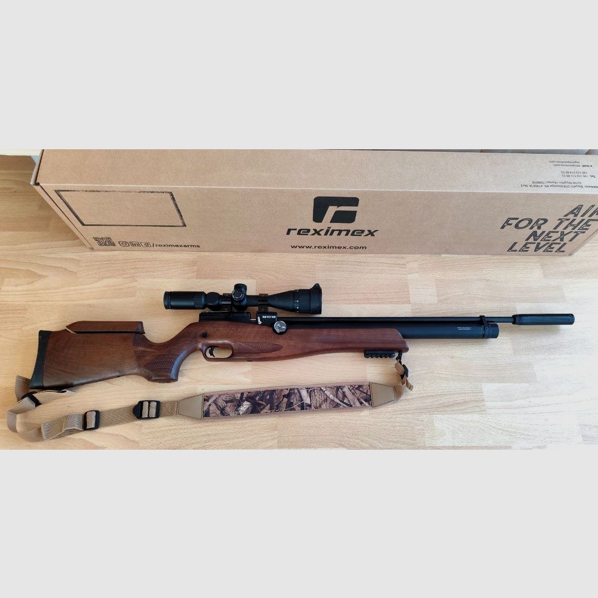 Reximex Daystar in 4,5mm mit Zielfernrohr, Zweibein, Tragegurt, zwei Magazinen und Exportkit
