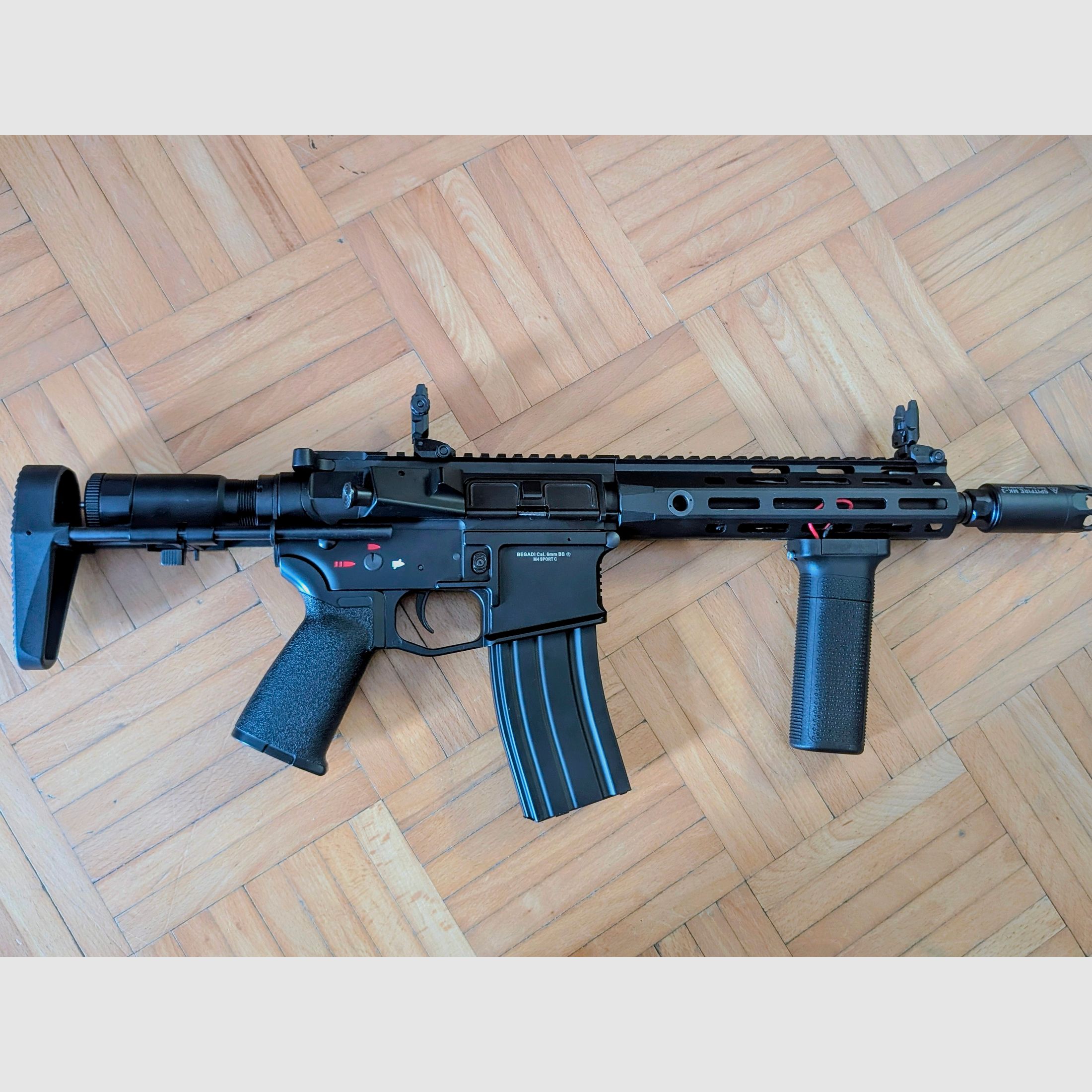 Begadi Sport M4 "Nova" Gen.5 S-AEG mit Pro HopUp, Mosfet, CORE EFCS