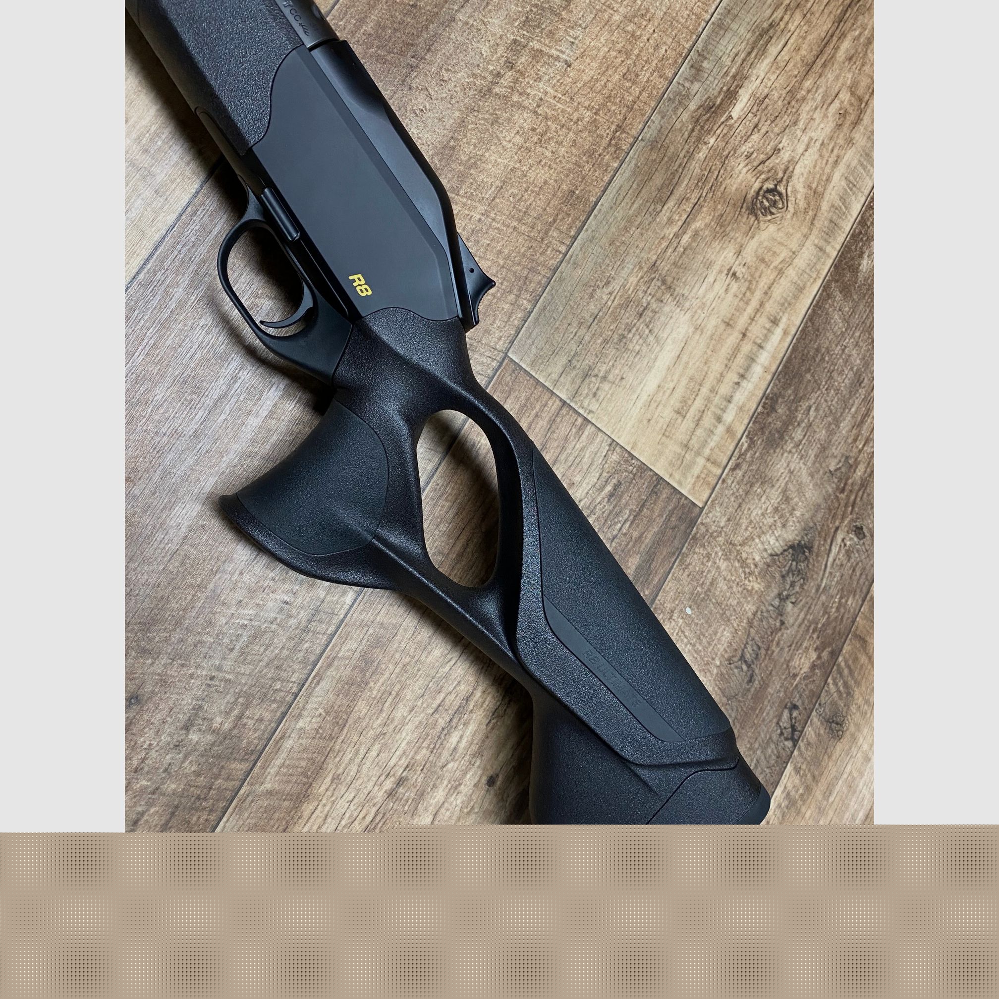 Blaser R8 Ultimate women's rifle short stock special color BLACK .308win LL 47 cm M15x1