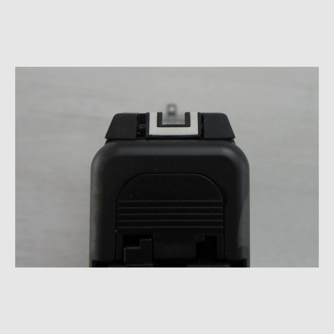 Glock Glock 17 Gen4 mit Gewindelauf