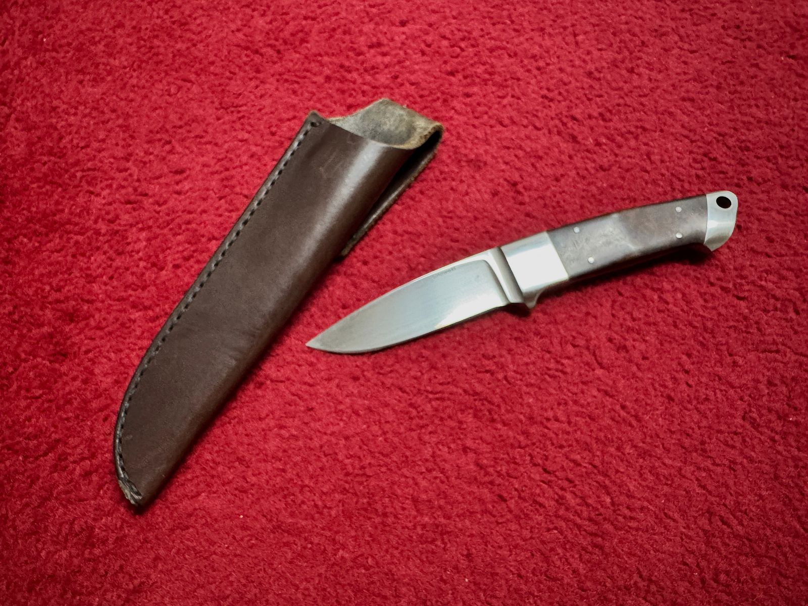 Handmade Vollintegral Jagdmesser „Wojtinowski“ – Custom Einzelstück / Wurzelholz / Bestzustand