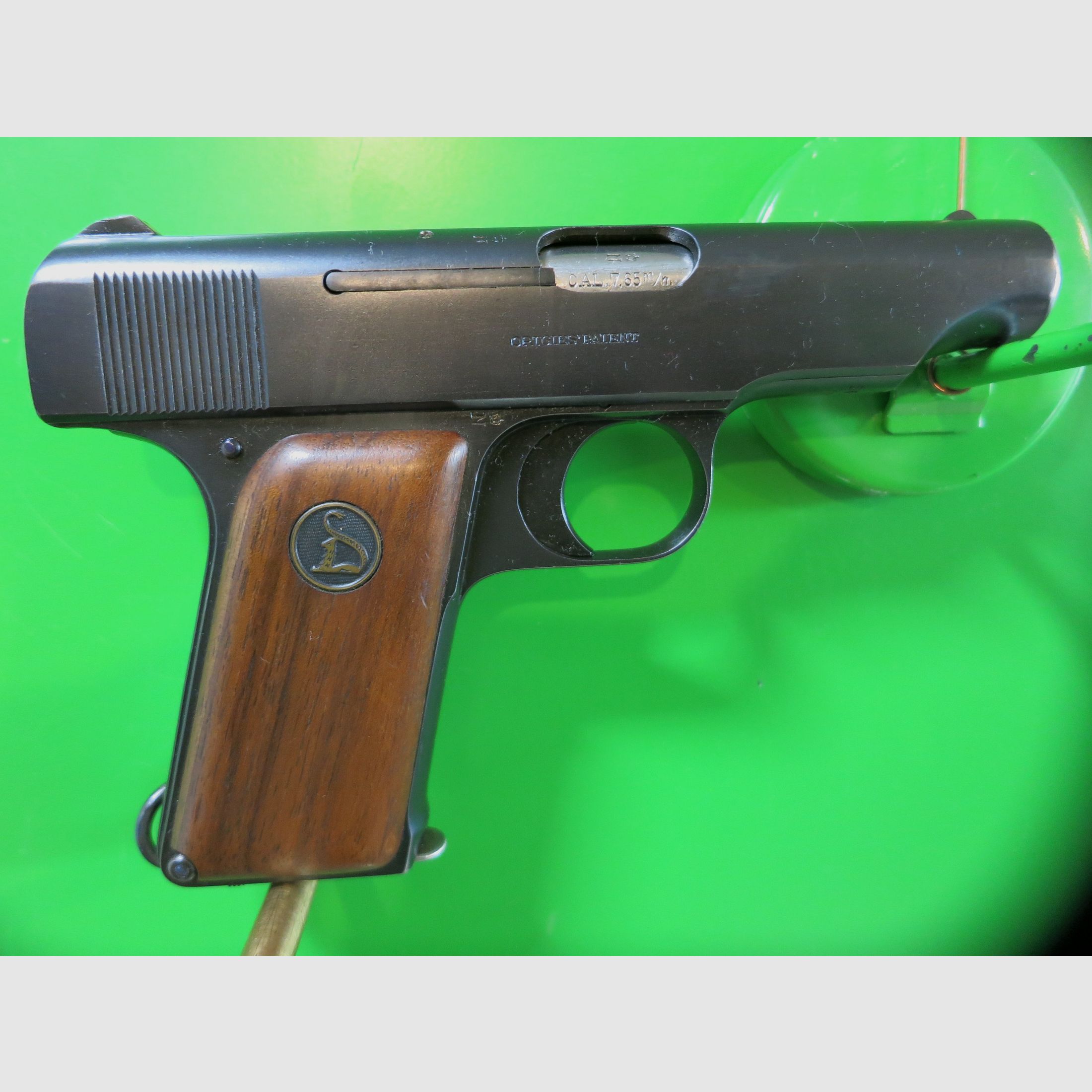 Ortgies; Deutsche Werke Erfurt; 7,65 Browning Polizeipistole Wehrmacht      #47-