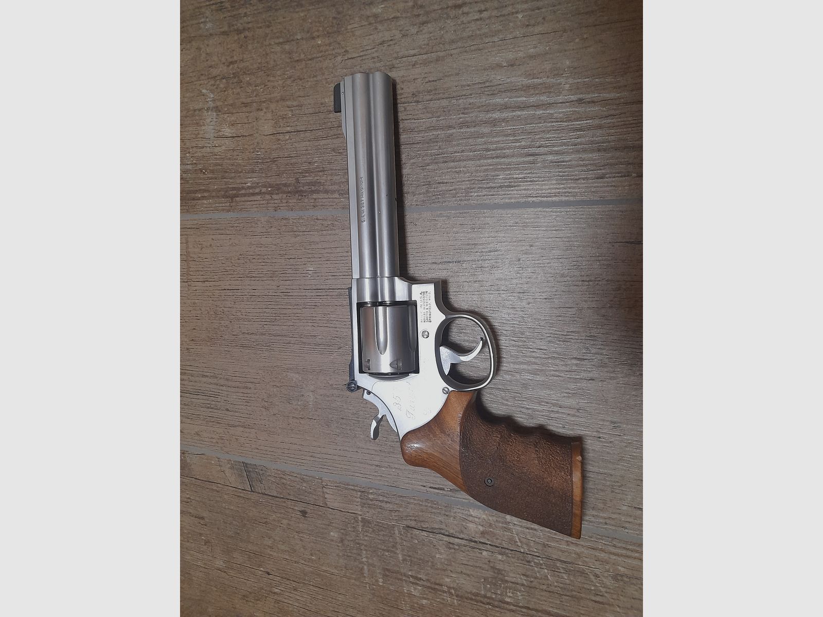 Smith & Wesson 686 Target Champion