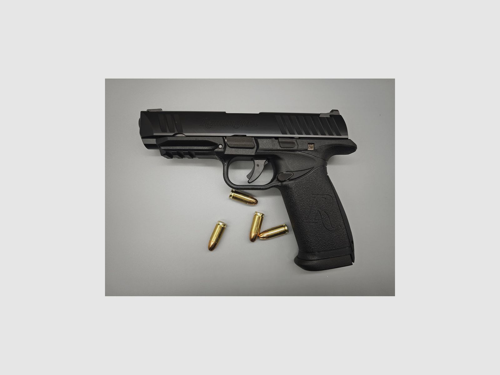 Pistolet REMINGTON RP-9 Cal.9mm, image 1 sur 5