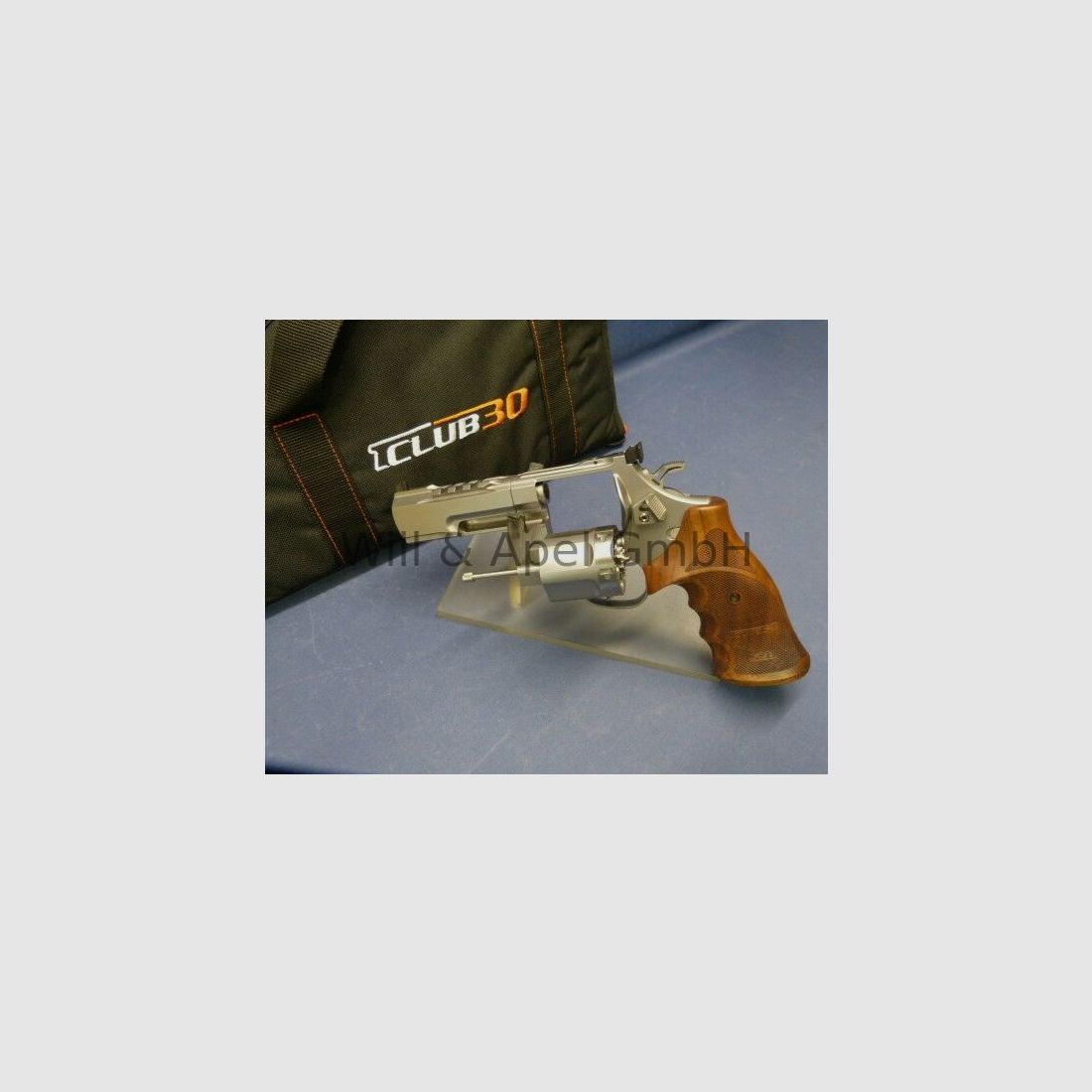 Weapons Will & Apel Club 30 RL range 4 inches