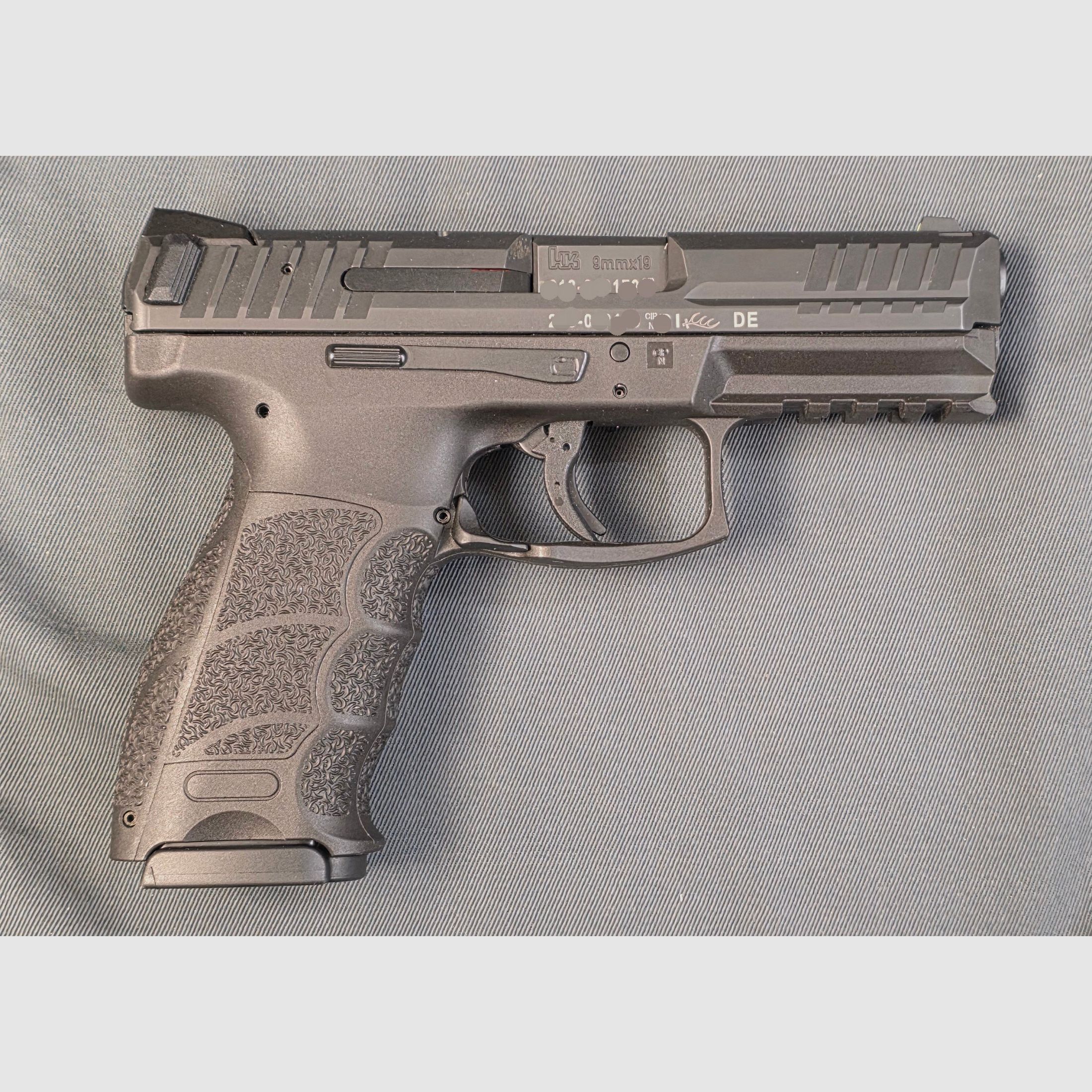 Heckler & Koch SFP9 met 5 magazijnen 9mm Topstaat