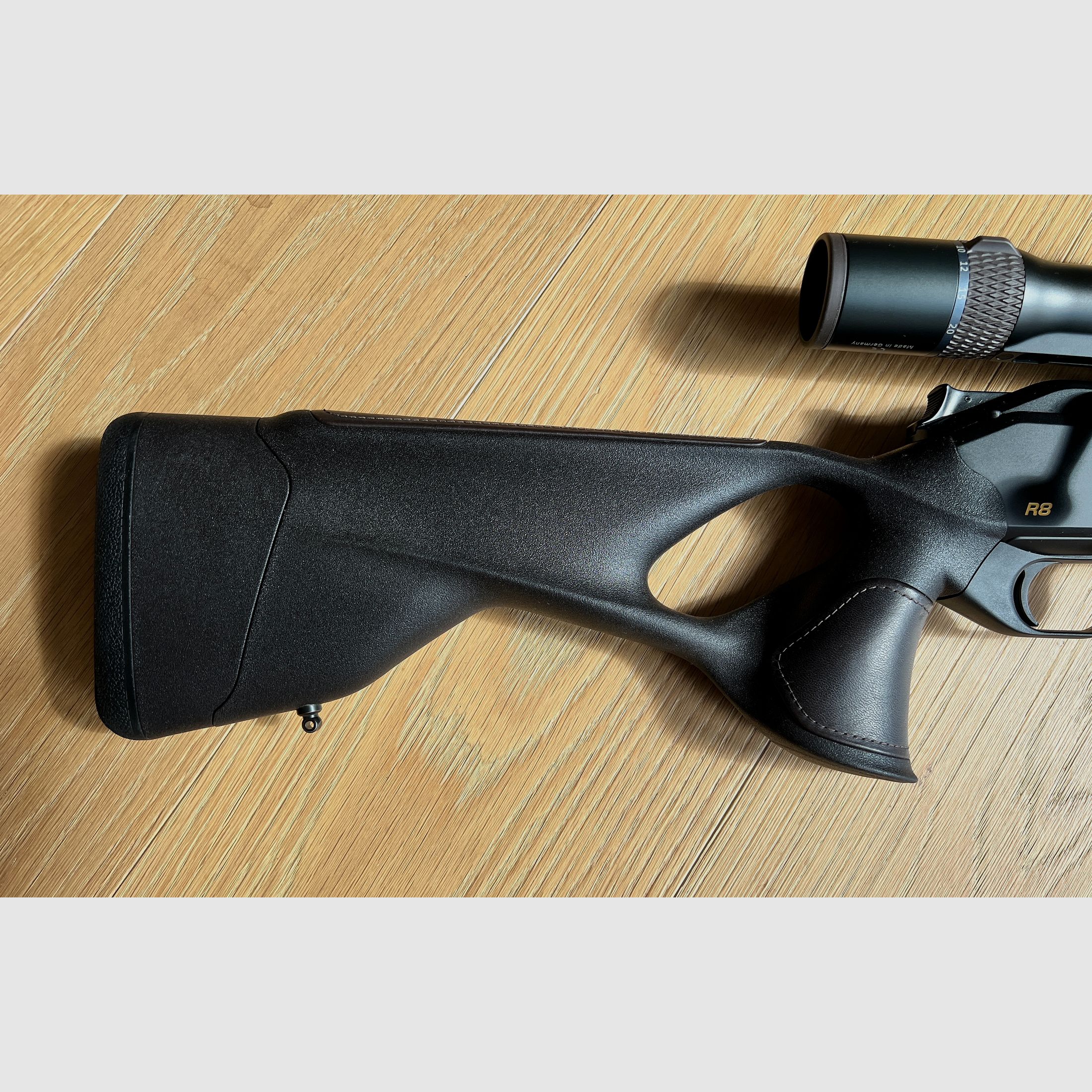 Blaser R8 Ultimate Leather Cocoa, .308 Win, Blaser B1 4-20x58, incl. Vorderschaft für Silencer