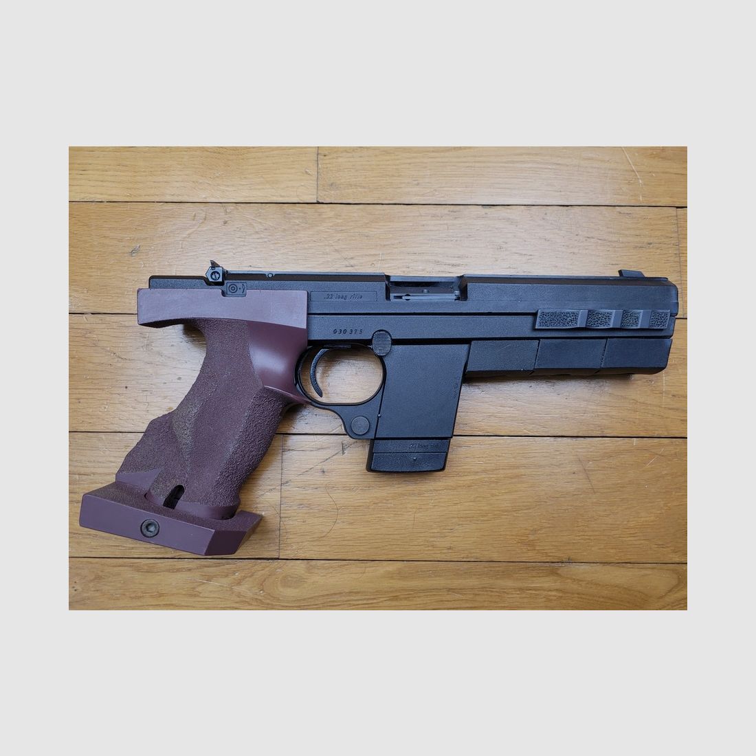 Sehr gute Hämmerli Pistole – Modell P280 – 2. Generation – Präzisionsschießen – Kaliber 22LR – ein Magazin – Schöne Gelegenheit – TBE, Bild 1 von 13