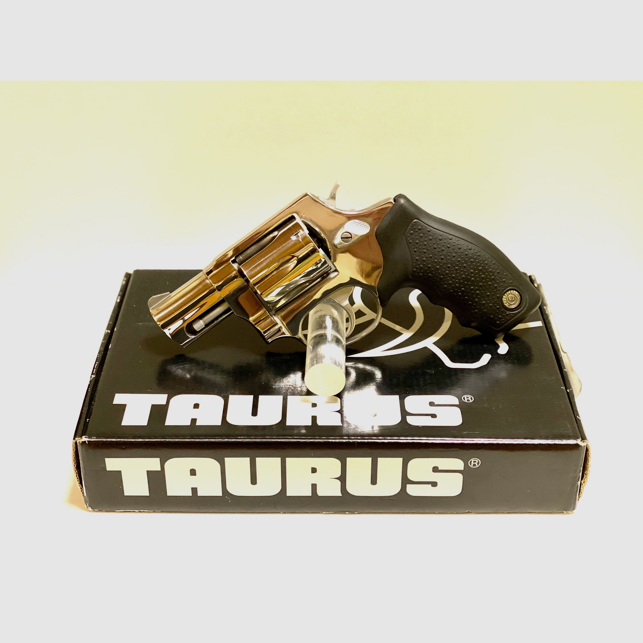 TAURUS M856 Longitud de cañón 2,5