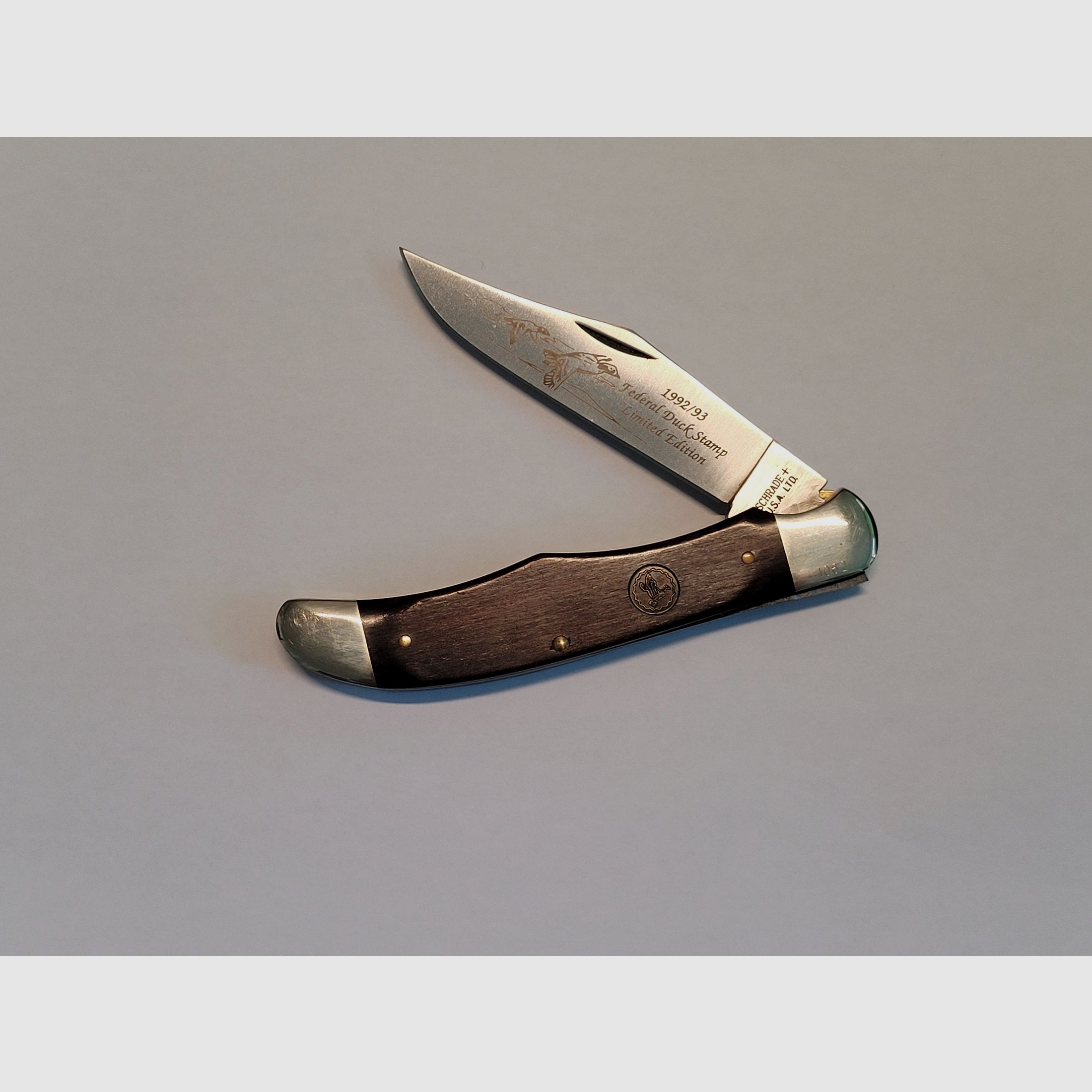 Schrade Cutlery Ducks Stamp Commemorative Knife, Limited Edition 1992-1993, Messer in Holzkiste