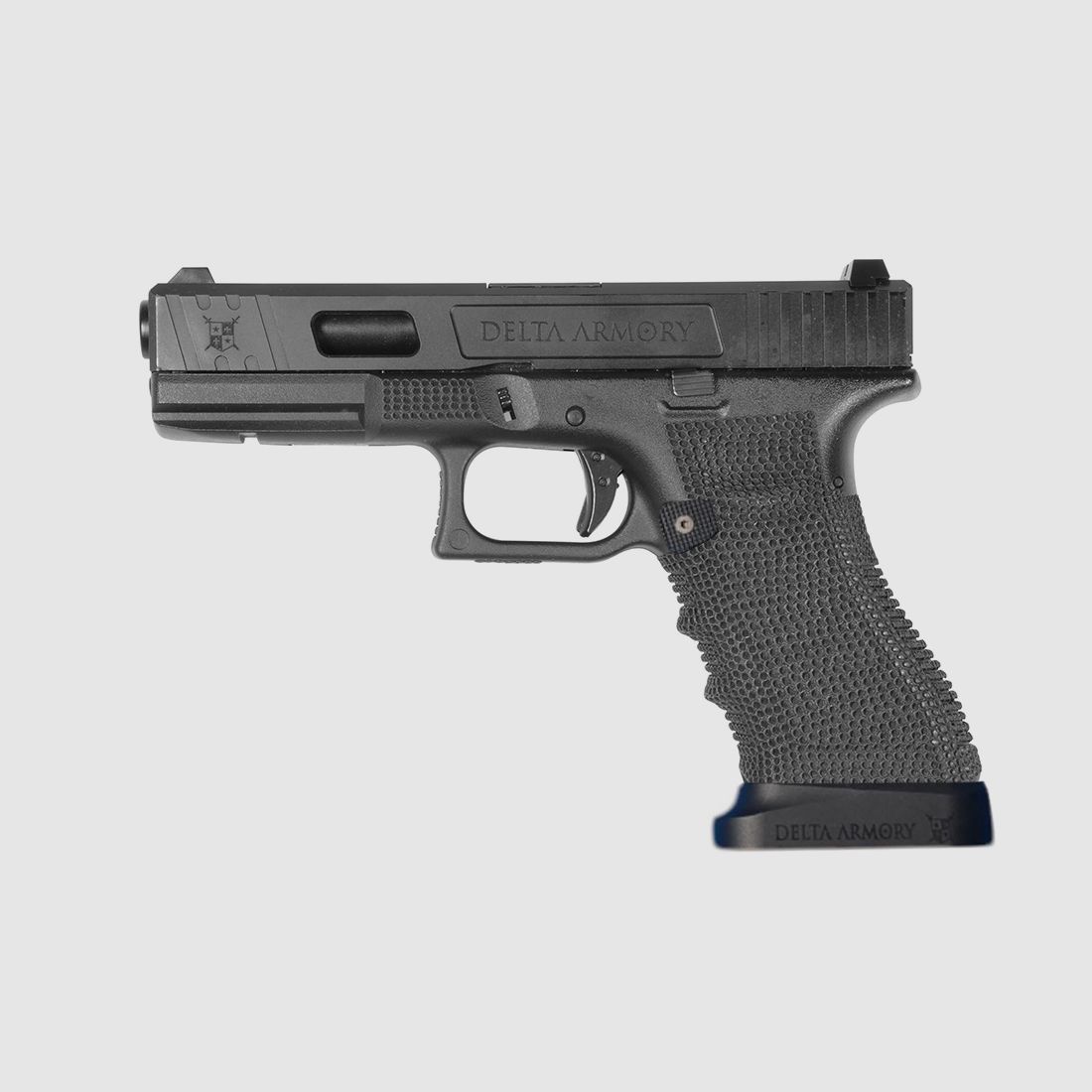 P02 GBB Airsoft Pistole mit Grip Stippling in Schwarz | Delta Armory