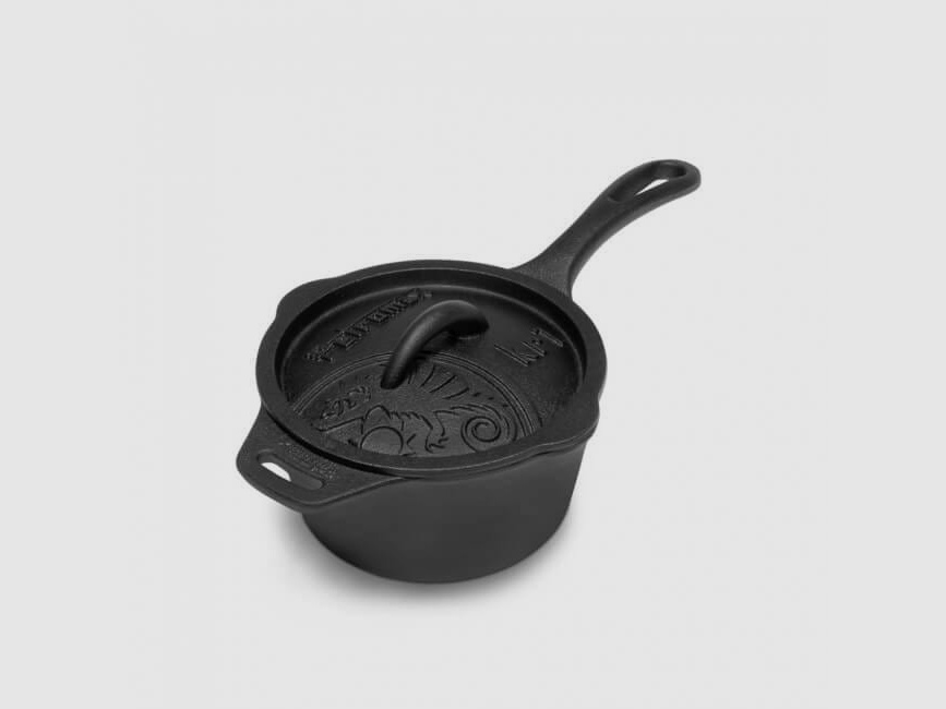 Petromax cast iron casserole with lid