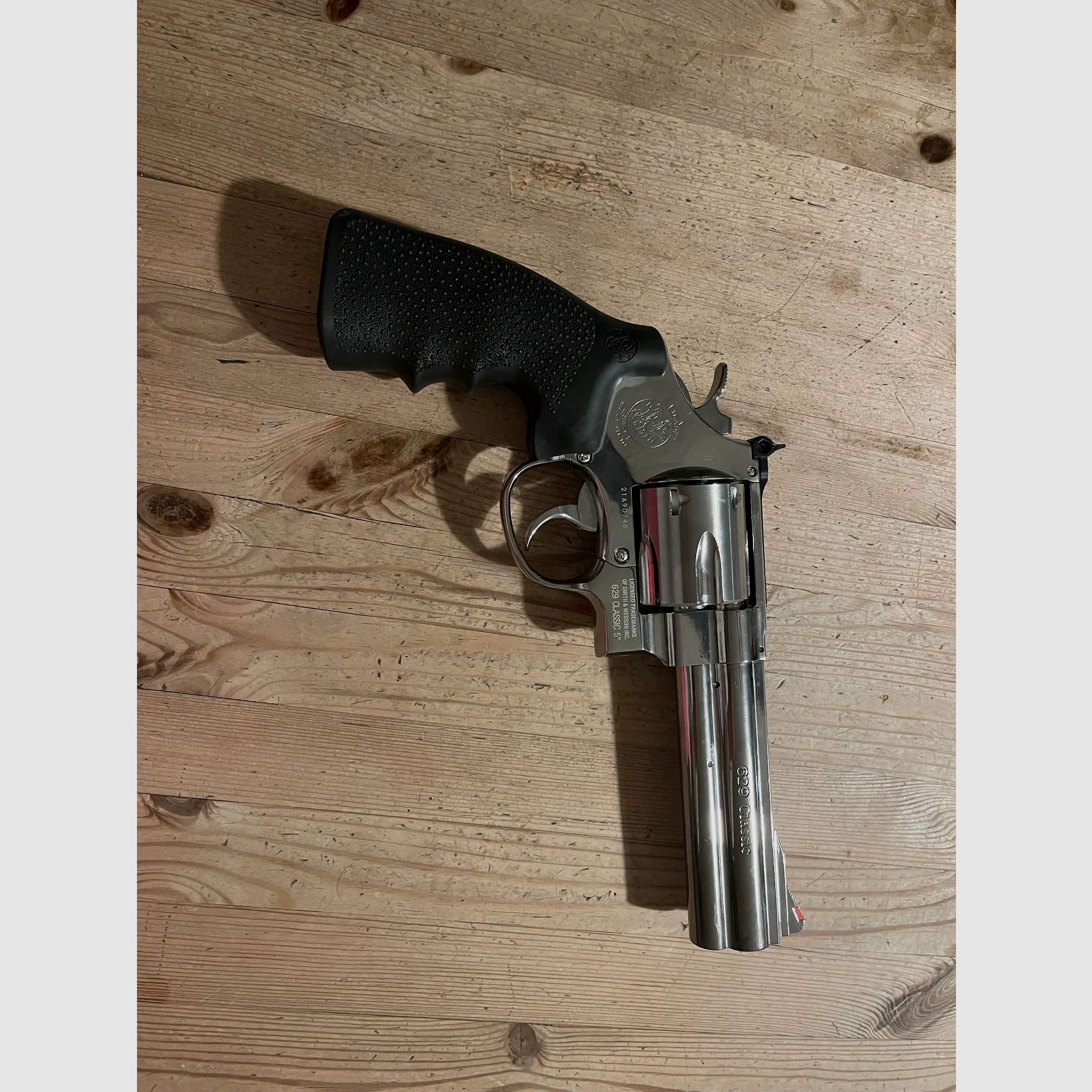 Smith & Wesson 629 Classic 5